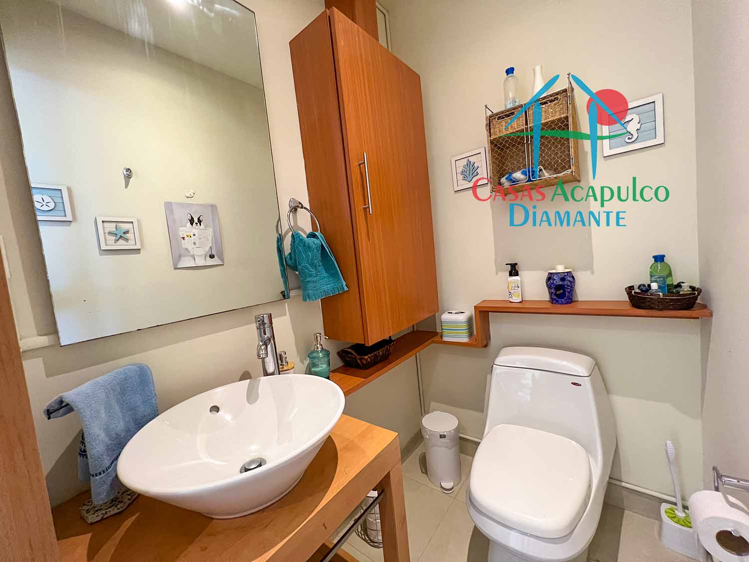 Aura A 002 - Baño de visitas 1